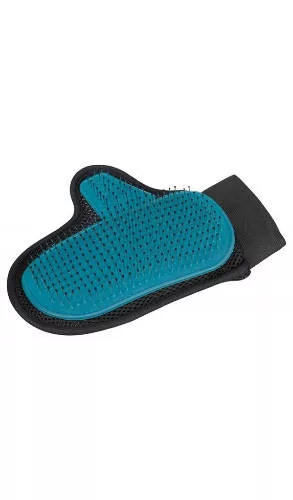 Trixie szőrápoló kesztyű bogyós fém sörtékkel 18x24cm